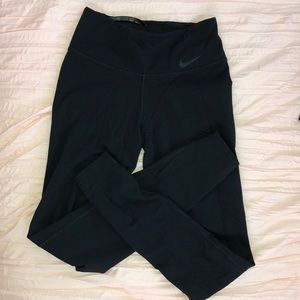 Black Nike Leggings